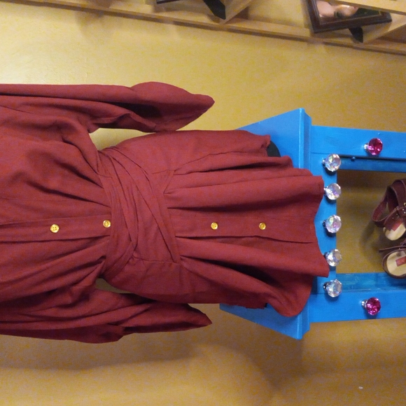 Maroon button down blouse - Picture 2 of 12
